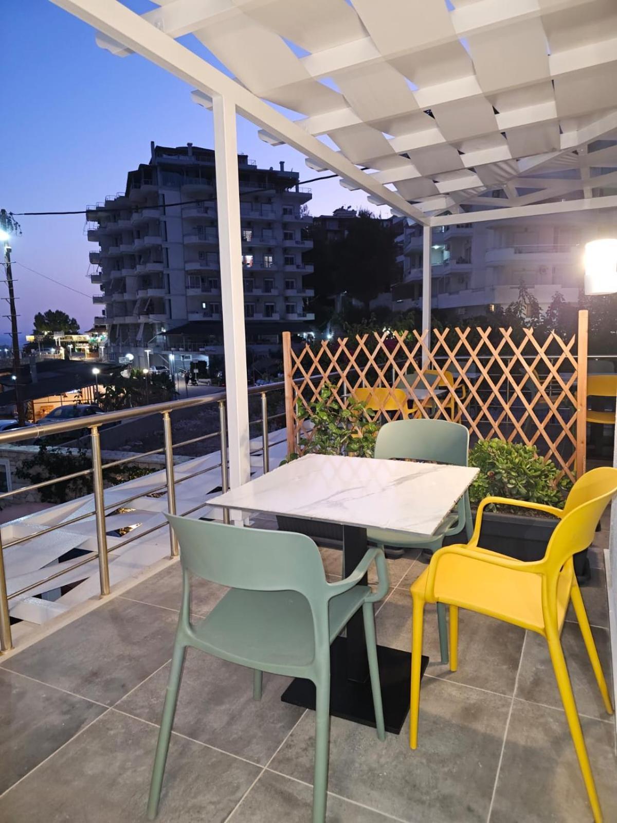 Ardit Seaside Rooms Саранда Екстер'єр фото