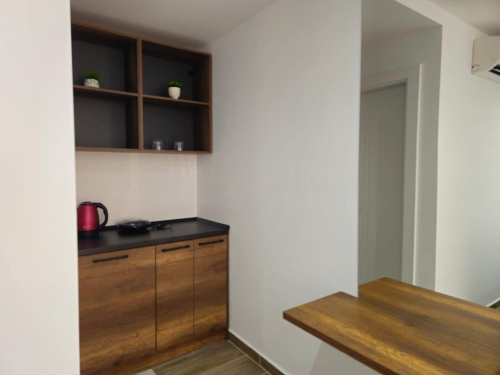Ardit Seaside Rooms Саранда Екстер'єр фото