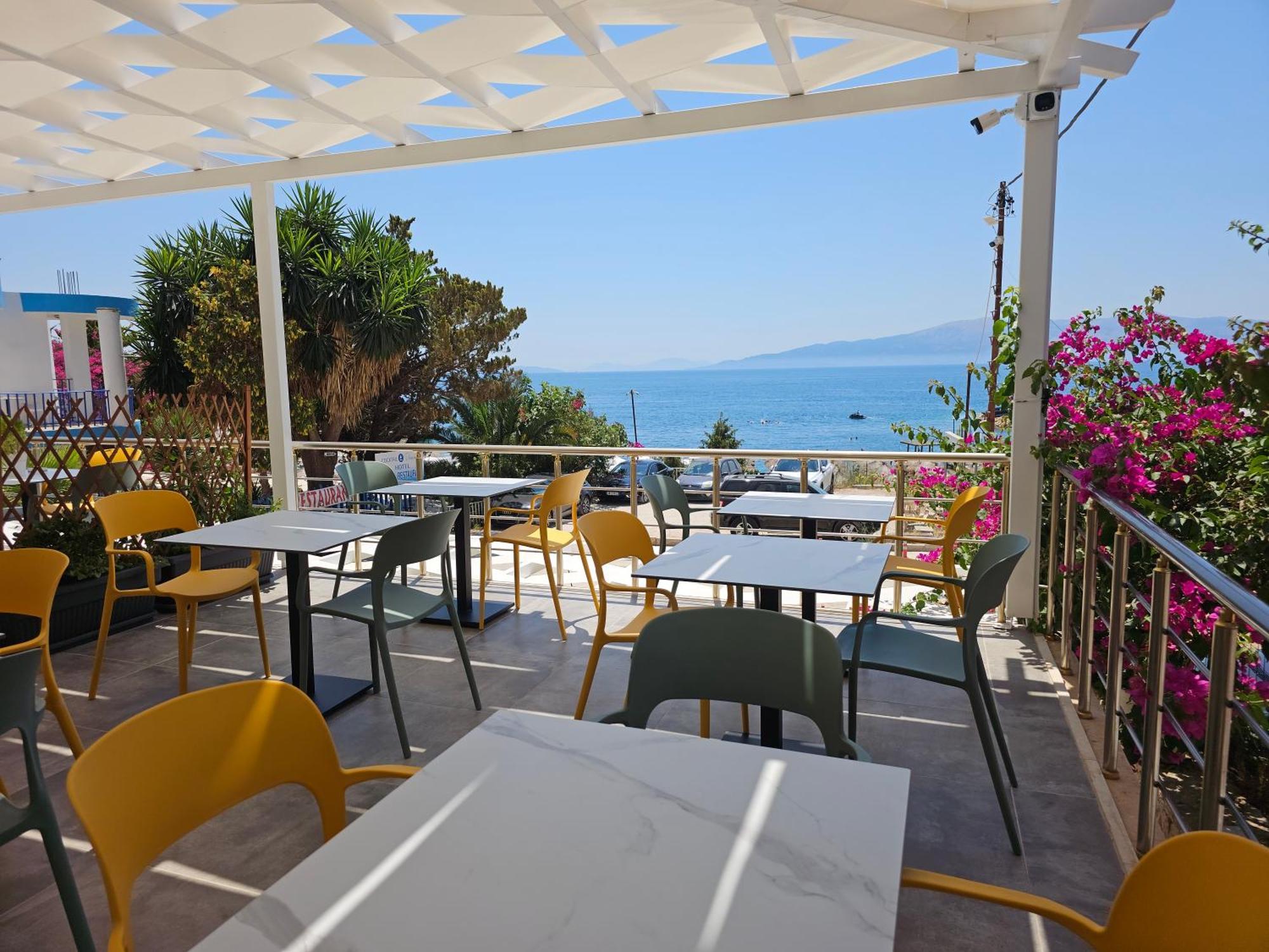 Ardit Seaside Rooms Саранда Екстер'єр фото